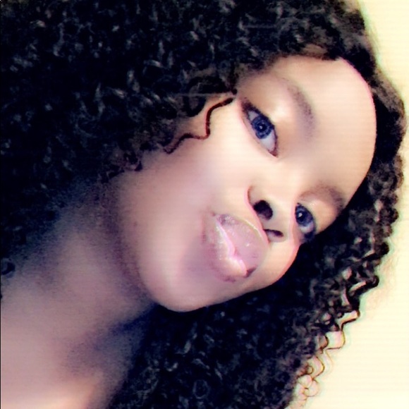 Meet your Posher, Maraesha - Picture 1 of 1